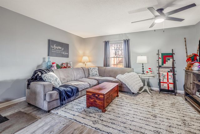 22 Narragansett Place, Sherwood, AR 72120