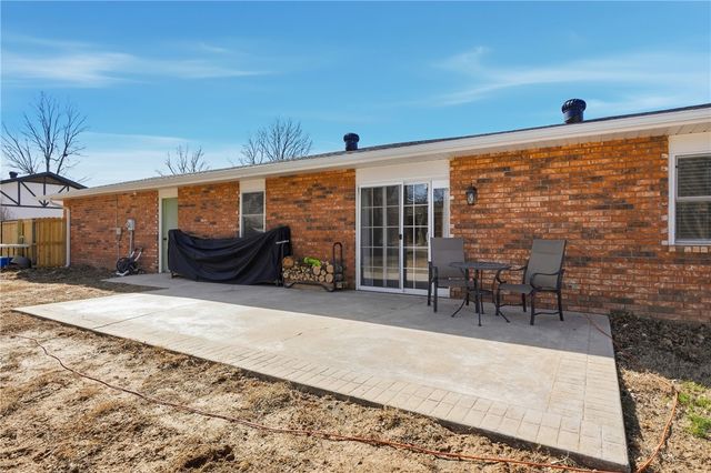 1801 Jean Street, Springdale, AR 72762