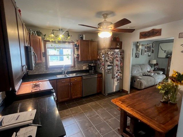 1611 Douglas Avenue, Ames, IA 50010