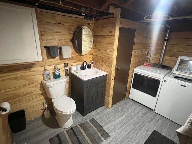 1611 Douglas Avenue, Ames, IA 50010
