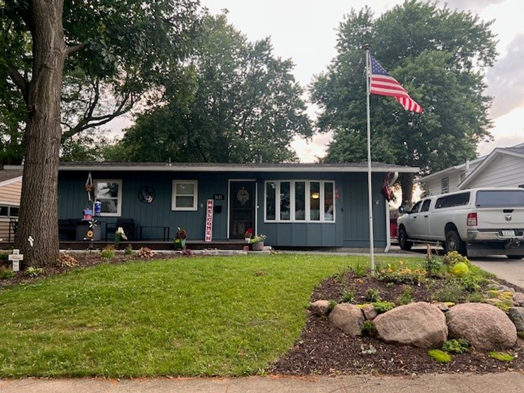 1611 Douglas Avenue, Ames, IA 50010