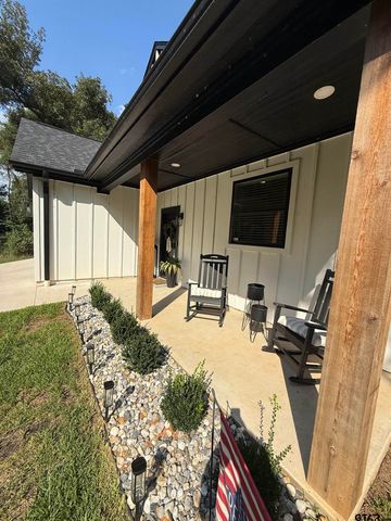 18535 Paradise Lane, Flint, TX 75762