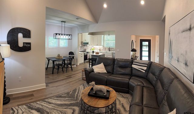 18535 Paradise Lane, Flint, TX 75762