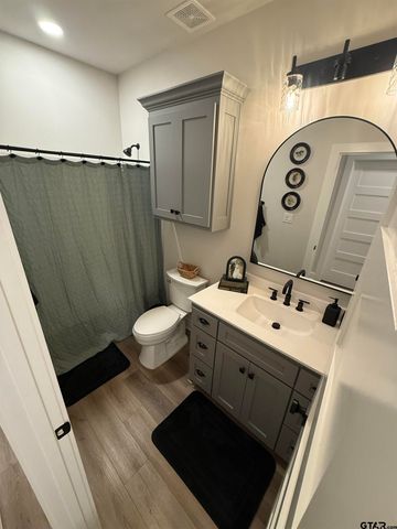 18535 Paradise Lane, Flint, TX 75762