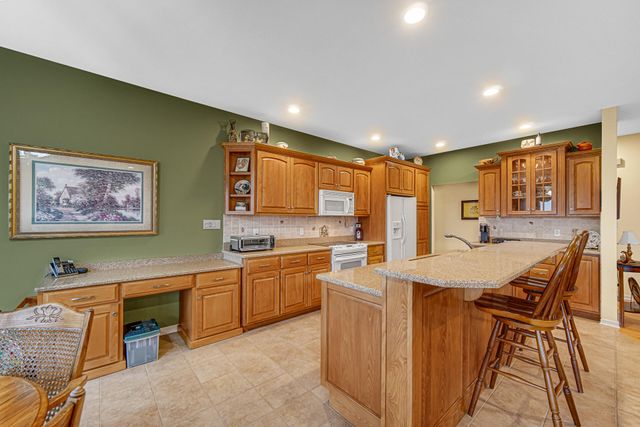 1718 Silver Hawk Drive, Crown Point, IN 46307