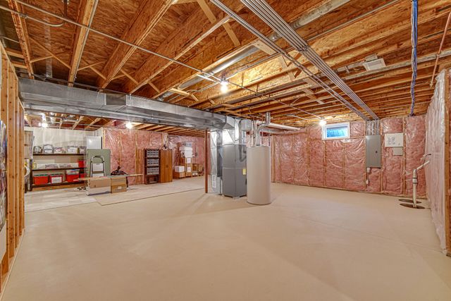 1718 Silver Hawk Drive, Crown Point, IN 46307