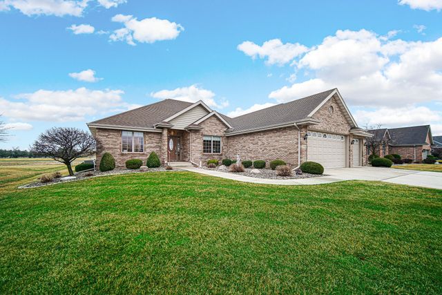 1718 Silver Hawk Drive, Crown Point, IN 46307
