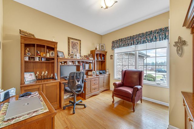 1718 Silver Hawk Drive, Crown Point, IN 46307