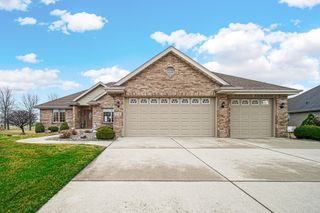 1718 Silver Hawk Drive, Crown Point, IN 46307