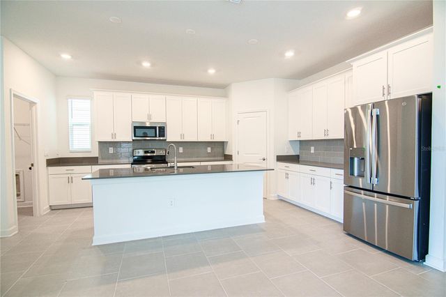 3106 PARK VALE ROAD, St Cloud, FL 34771