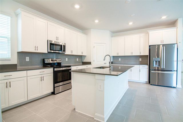 3106 PARK VALE ROAD, St Cloud, FL 34771