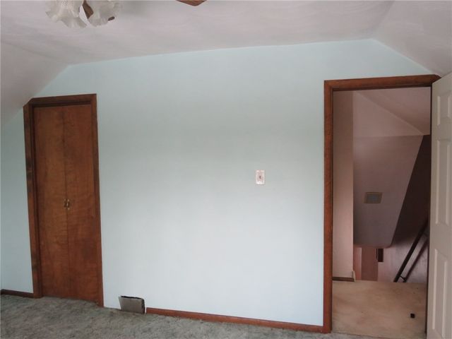 2888 Maple St, Bethel Park, PA 15102