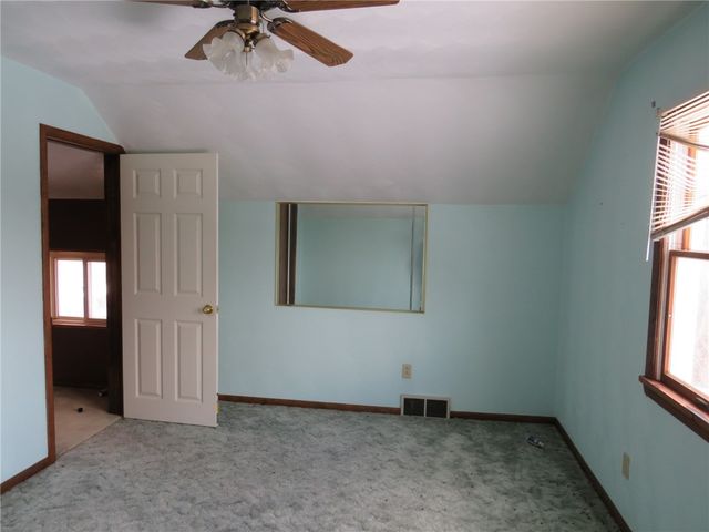 2888 Maple St, Bethel Park, PA 15102