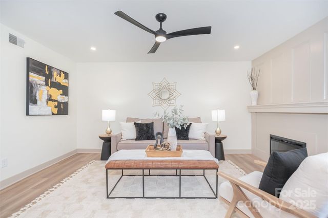 7802 Renaissance Court B, Charlotte, NC 28226