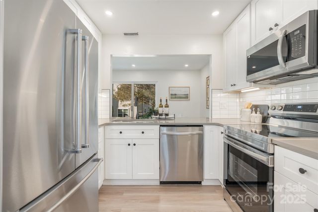 7802 Renaissance Court B, Charlotte, NC 28226