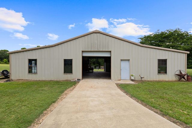4918 FM 1844, Gladewater, TX 75647