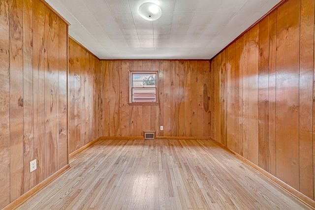 1366 Ashpone Tavern RD, Rocky Mount, VA 24151