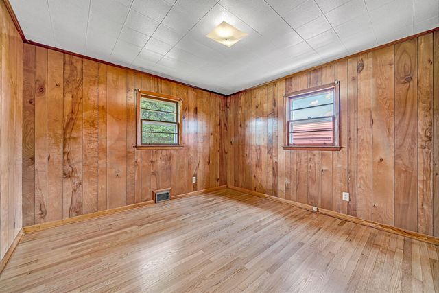 1366 Ashpone Tavern RD, Rocky Mount, VA 24151