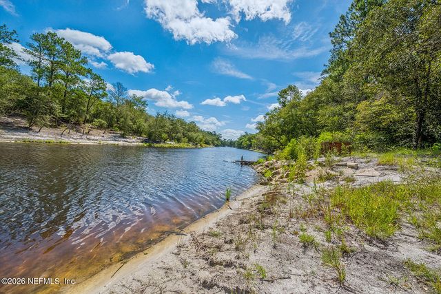 15805 STOKES Road, Macclenny, FL 32063