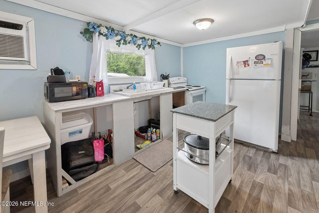15805 STOKES Road, Macclenny, FL 32063