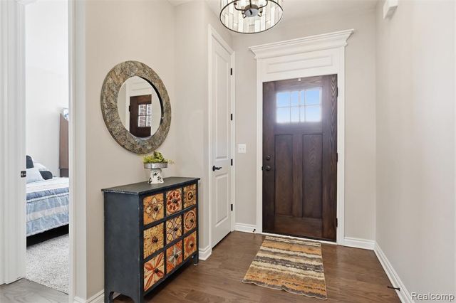 30879 Asbury Hill Court, New Hudson, MI 48165