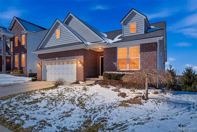 30879 Asbury Hill Court, New Hudson, MI 48165