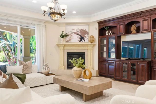 553 Woodward blvd, Pasadena, CA 91107