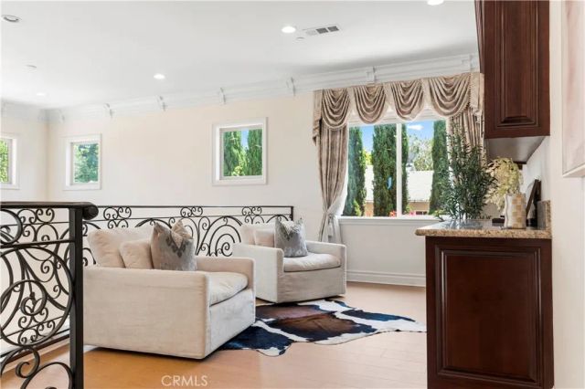 553 Woodward blvd, Pasadena, CA 91107