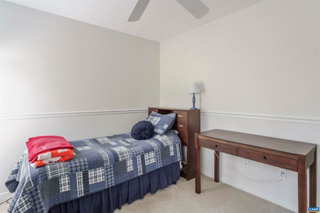 212 GRAYROCK DR, Crozet, VA 22932