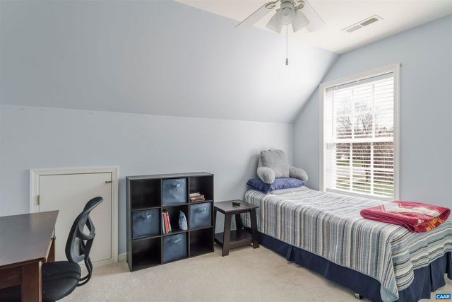 212 GRAYROCK DR, Crozet, VA 22932