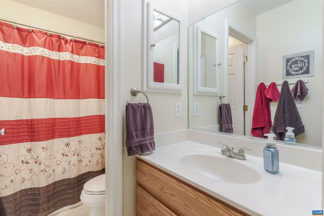 212 GRAYROCK DR, Crozet, VA 22932