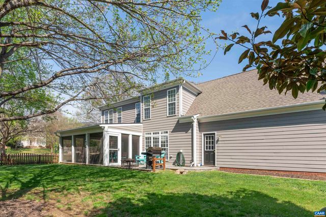 212 GRAYROCK DR, Crozet, VA 22932