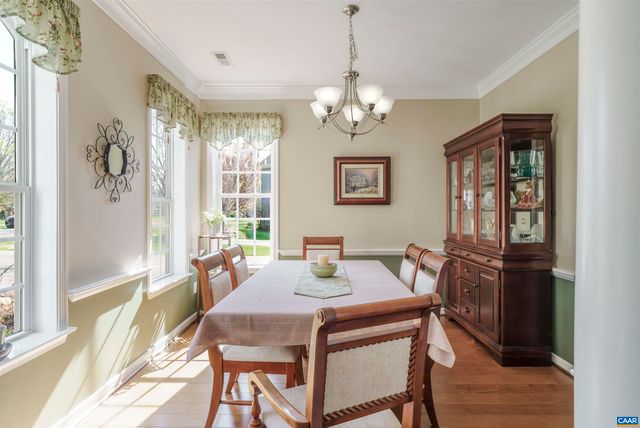 212 GRAYROCK DR, Crozet, VA 22932