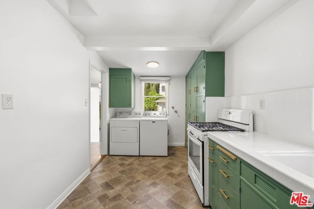 14529 Greenleaf Street, Sherman Oaks, CA 91403