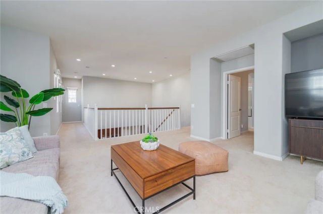 54 Shadowplay, Irvine, CA 92620