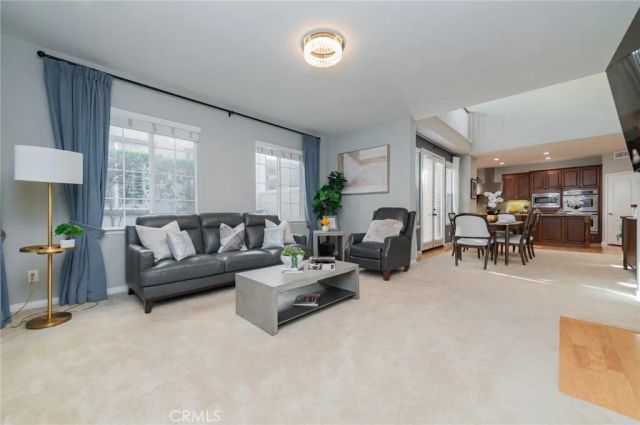 54 Shadowplay, Irvine, CA 92620