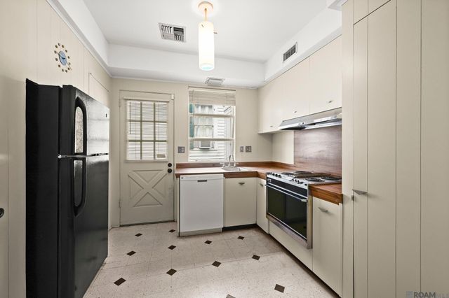 212 Lessard, Donaldsonville, LA 70346