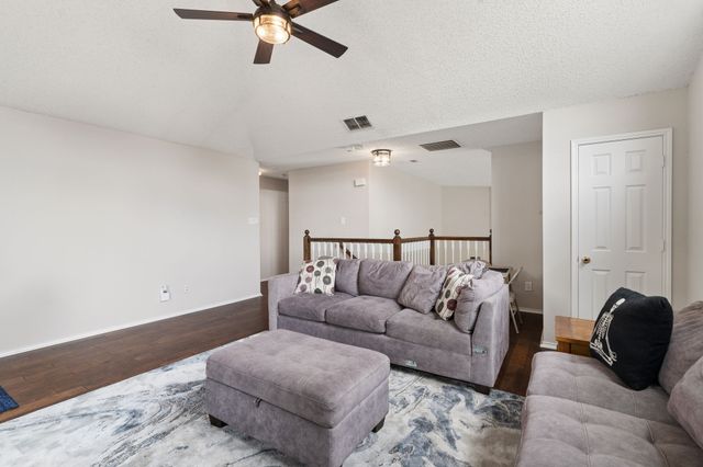 918 E Grubb Drive, Mesquite, TX 75149
