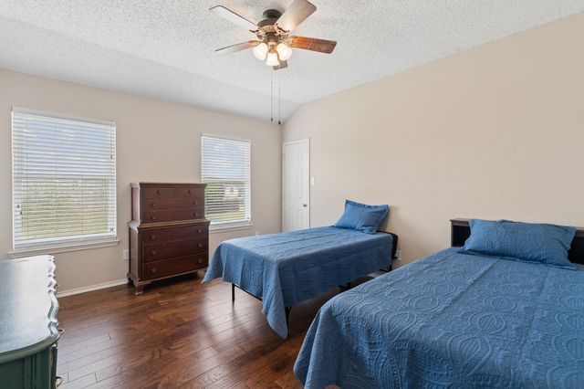 918 E Grubb Drive, Mesquite, TX 75149