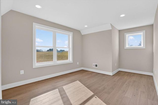 393 ROCK ISLAND RIDGE, LAKE ANNA, Mineral, VA 23117