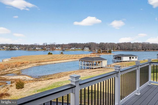393 ROCK ISLAND RIDGE, LAKE ANNA, Mineral, VA 23117