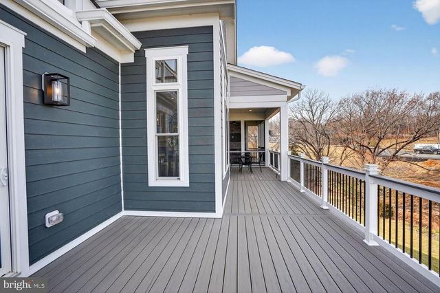 393 ROCK ISLAND RIDGE, LAKE ANNA, Mineral, VA 23117