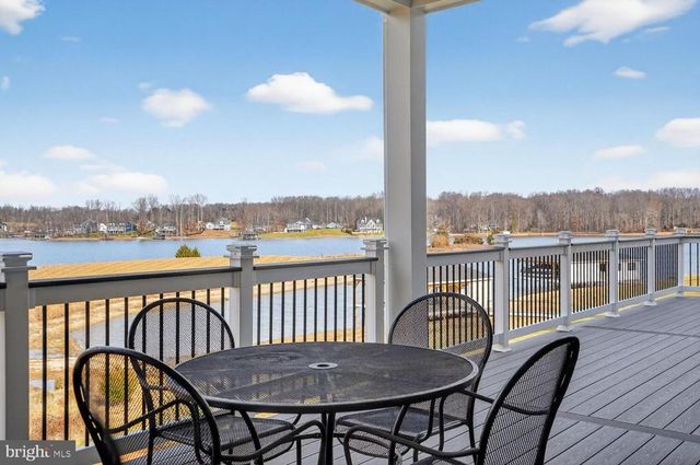 393 ROCK ISLAND RIDGE, LAKE ANNA, Mineral, VA 23117