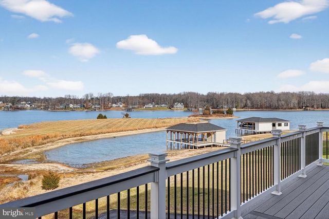 393 ROCK ISLAND RIDGE, LAKE ANNA, Mineral, VA 23117