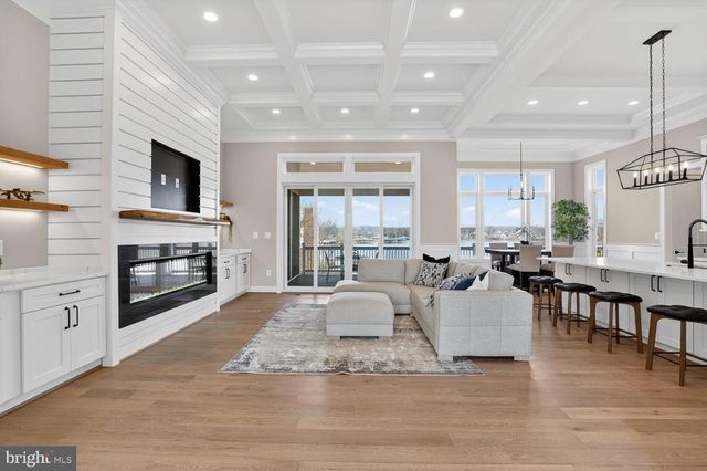 393 ROCK ISLAND RIDGE, LAKE ANNA, Mineral, VA 23117