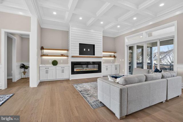 393 ROCK ISLAND RIDGE, LAKE ANNA, Mineral, VA 23117