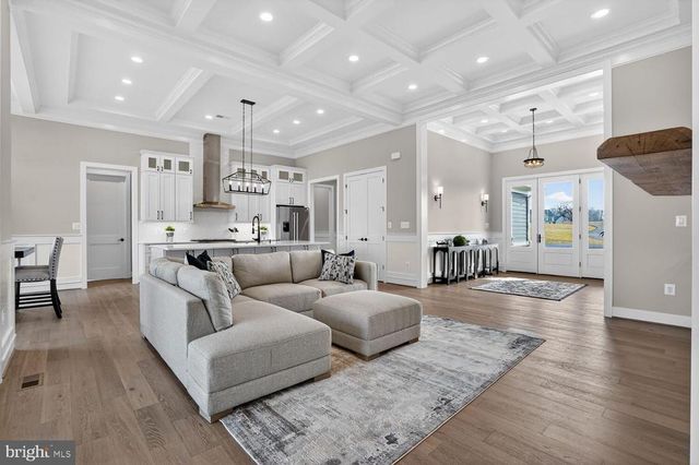 393 ROCK ISLAND RIDGE, LAKE ANNA, Mineral, VA 23117