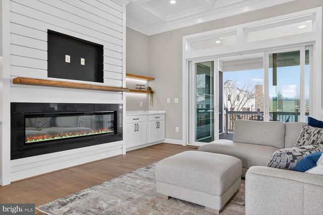 393 ROCK ISLAND RIDGE, LAKE ANNA, Mineral, VA 23117