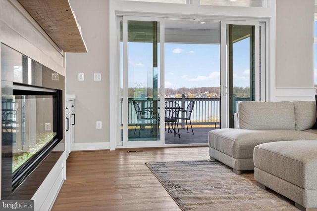 393 ROCK ISLAND RIDGE, LAKE ANNA, Mineral, VA 23117