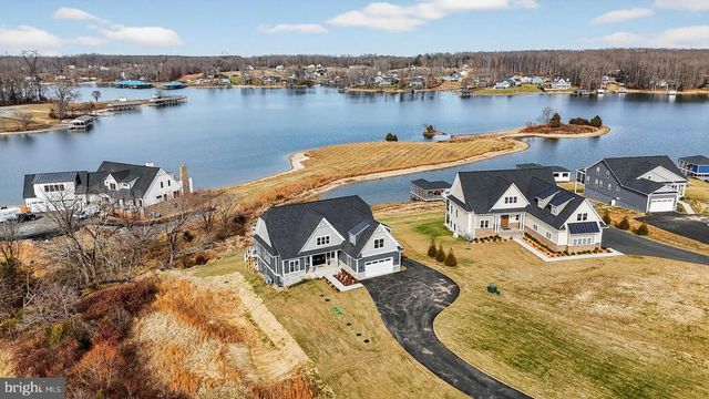 393 ROCK ISLAND RIDGE, LAKE ANNA, Mineral, VA 23117